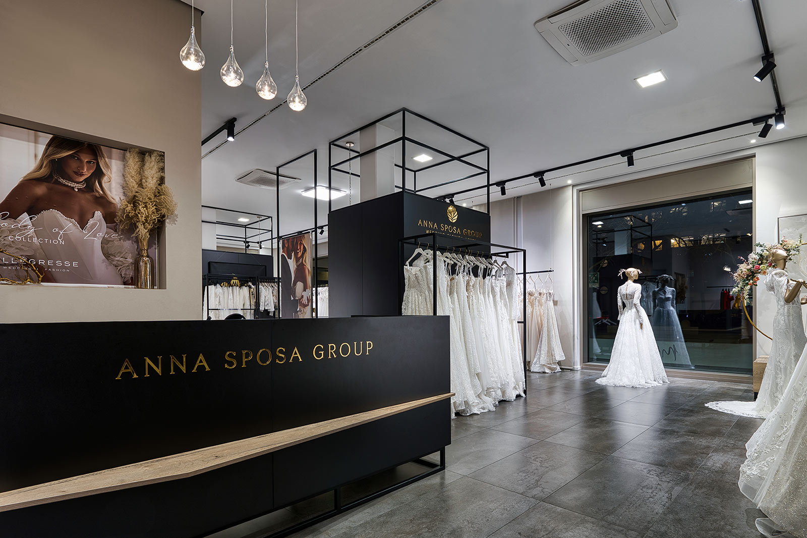 Интерьер бутика Munich White