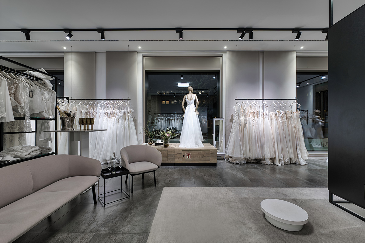 Интерьер бутика Munich White
